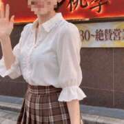 しのぶ 明日10/21(水) 8:00〜10:10ご案内可能です💕 桃李（とうり）