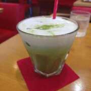 あき 今日は抹茶にした♡ 丸妻 新横浜店