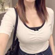小室あやな 秋晴れがうれしい?? MADAM
