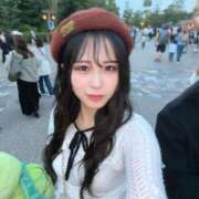 まりな 明日います🙇🏻‍♀️ 若葉