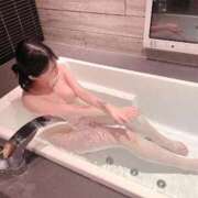 上杉せな 久しぶり♡ 断りきれない美人マッサージ嬢たち