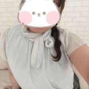 ヒメ日記 2026/08/22 17:39 投稿 ひまり 白い巨乳