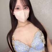 えみり★男性経験極少の純白JD 綺麗なお胸に恋しちゃう？🤭💗 S級素人清楚系デリヘル chloe
