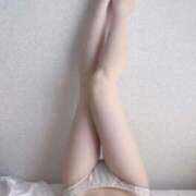 つかさ ひんやり✳︎すべすべ〜♡ The White