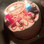 ういひめ 🎀18歳のお誕生日ケーキ🐱🎀 男爵