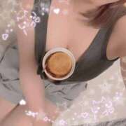くう あいすあげる💗 ホワイトベル