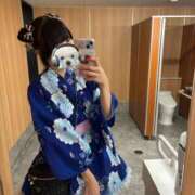 ヒメ日記 2026/09/15 09:09 投稿 もこ 白い巨乳