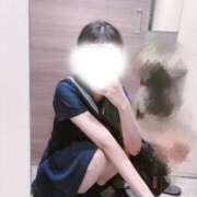 みお 出勤してます☔️ 学校帰りの妹に手コキしてもらった件 谷九