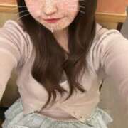 ヒメ日記 2026/09/26 02:28 投稿 金海かなの 全裸美女からのカゲキな誘惑