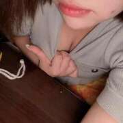 うた にこにこ ぷるるんマダム 十三店