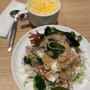 ヒメ日記 2026/09/12 18:08 投稿 えむる とある風俗店♡やりすぎさーくる新宿大久保店♡で色んな無料オプションしてみました