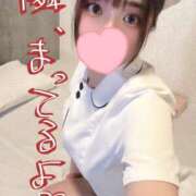 あやめ 今日は過ごしやすそう☺️ WHITE(ホワイト)