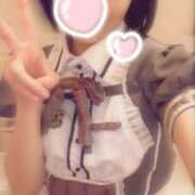 ゆい 待ってますฅ•ω• アメリカンクリスタル