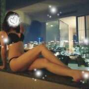 みな 今夜の予定、私で埋めて？📅💖 カレシャツ。in飯田橋