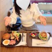 ヒメ日記 2026/10/08 07:17 投稿 生田 りら 夜這い＆イメクラ 妄想する女学生たち 難波校
