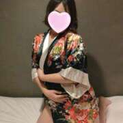ヒメ日記 2026/08/18 22:31 投稿 浦野わか 全裸にされた女たちor欲しがり痴漢電車