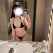 つきの 特別な㊙️ SEXIS-セクシーズ-