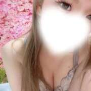 ヒメ日記 2026/08/08 22:52 投稿 翡翠いおり 全裸美女からのカゲキな誘惑