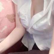 ヒメ日記 2026/08/12 20:28 投稿 あみ【ド迫力のF乳スレンダー 】 La.qoo　金沢本店