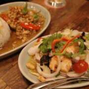あいざわ タイ料理 モアグループ丸妻厚木店