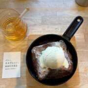 ゆら 🍯 おじさま大好き素人オナクラ谷九店