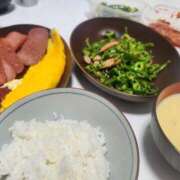 桜木 じゅんな おうちでゆっくりご飯 HANA-okinawa-