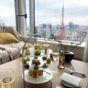 Yuyu 明日は珍しく土曜日に…♡ THE PREMIUM （プレミアム）