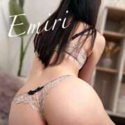 純夏 えみり-EMIRI- ぷりんっ🩷 Casual Rich 5（カジュアルリッチファイブ）