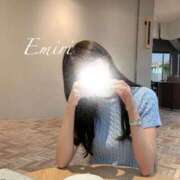 純夏 えみり-EMIRI- 🎀🫖 Casual Rich 5（カジュアルリッチファイブ）