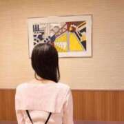 秋奈 優 週休あけ、お疲れ様です☺️ 人妻セレブ宮殿