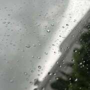 みき 【また雨なん！？☔️】 ピンキーエコ