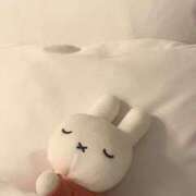 ゆりの しばらく休暇をいただきます🙇‍♀️ The White（ザ ホワイト）