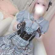 みり 出勤してるよ🫶 E+アイドルスクール池袋店