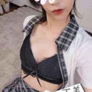 しおん/Shion 冷蔵庫を開けると😂 VERY（ヴェリィ)
