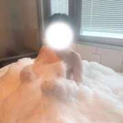 しのん（業界経験極薄、純朴少女 😶‍🌫️🫧‪ ハニービー（Honey Bee）
