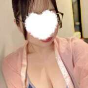 まき 明日出勤します✨ プールサイド