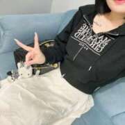 白瀬 ゆら 🖤本日のコーデ🖤 Canx2京都店