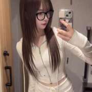 れいか★巨乳×細身の潮吹きJD 明日は金曜日〜❣️ Chloe五反田本店　S級素人清楚系デリヘル