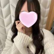 みり こんばんは🌙 明後日の体験入店が近づくにつれて緊張してきました💦 派遣型JKリフレ ぷるぷる新宿