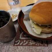 ヒメ日記 2025/10/27 12:00 投稿 れん 人妻の品格(福岡)