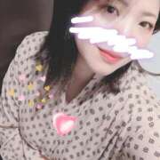 みはる ‪🥳‬ ‪🙌︎💕︎︎💕︎あした髪切る✨💆🏻‍♀️✨✂️ ルージュ