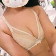 佐藤　なお 脱いじゃおーう‼️ アロマジェンヌ