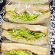 ななお 傷だらけお父さん 花夫人