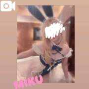 みく ありがとお♡ 舐めたくてグループ～君とサプライズ学園～越谷校