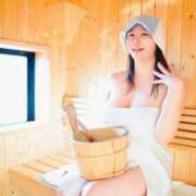 ヒメ日記 2025/11/04 00:04 投稿 ふじの シャトーペトラ