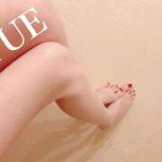 月(ゆえ) 踏み潰しの刑♡ 黒薔薇