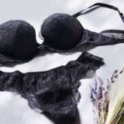 ヒメ日記 2025/08/22 17:36 投稿 三宅理恵 プレジデントクラブ