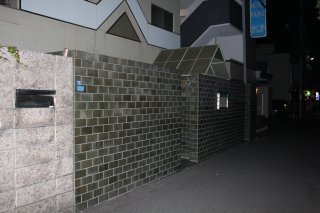 かじか(新宿区/ラブホテル)の写真『夜の入口２』by スラリン