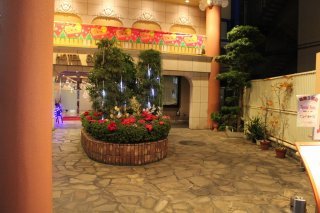 HOTEL SUEHIRO 本館(台東区/ラブホテル)の写真『夜の入口』by スラリン