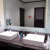 HOTEL Kocona（ココナ）(豊島区/ラブホテル)の写真『101号室 洗面台』by マーケンワン